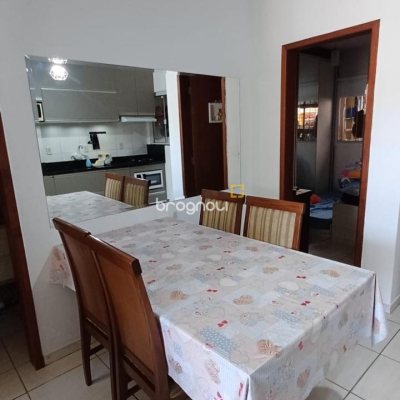 Casa com 49m², 2 quartos, 1 garagem, no bairro Bela Vista em Palhoça