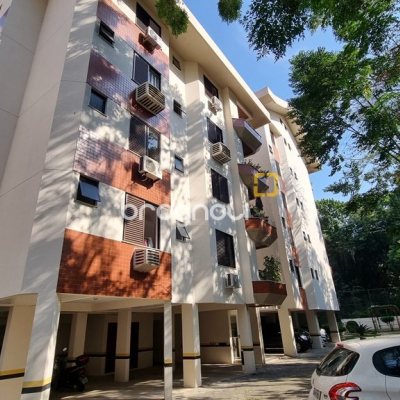 Apartamento com 111m², 3 quartos (sendo 1 suíte), 1 garagem, no bairro Trindade em Florianópolis