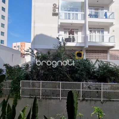 Apartamento com 111m², 3 quartos (sendo 1 suíte), 1 garagem, no bairro Trindade em Florianópolis