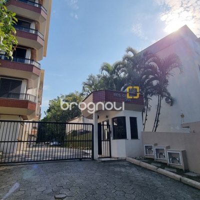 Apartamento com 111m², 3 quartos (sendo 1 suíte), 1 garagem, no bairro Trindade em Florianópolis