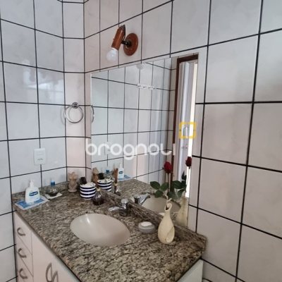 Apartamento com 111m², 3 quartos (sendo 1 suíte), 1 garagem, no bairro Trindade em Florianópolis