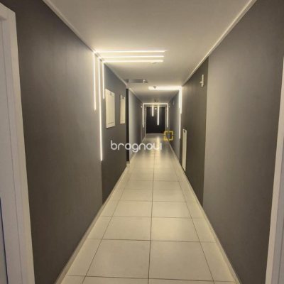 Apartamento com 52m², 2 quartos, 1 garagem, no bairro Serraria em São José