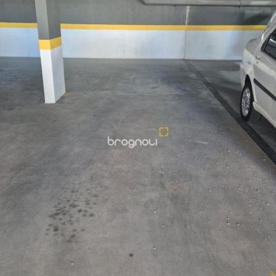 Apartamento com 52m², 2 quartos, 1 garagem, no bairro Serraria em São José