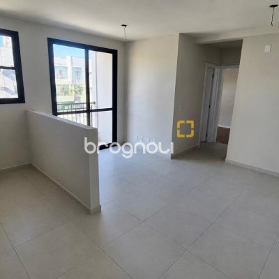 Apartamento com 52m², 2 quartos, 1 garagem, no bairro Serraria em São José