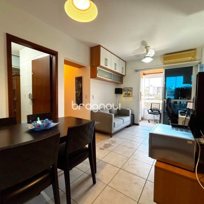 Apartamento com 60m², 2 quartos, 1 garagem, no bairro Trindade em Florianópolis