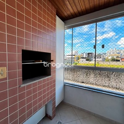 Apartamento com 60m², 2 quartos, 1 garagem, no bairro Trindade em Florianópolis