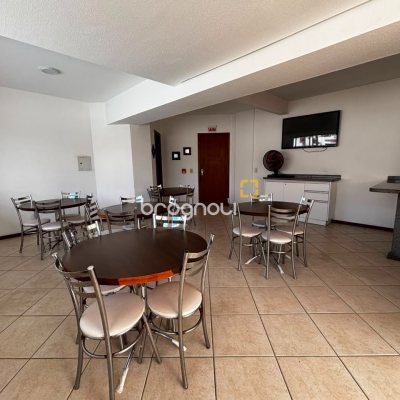 Apartamento com 60m², 2 quartos, 1 garagem, no bairro Trindade em Florianópolis