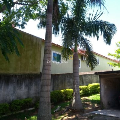Casa com 305m², 3 quartos (sendo 2 suítes), 3 garagens, no bairro Ingleses do Rio Vermelho em Florianópolis