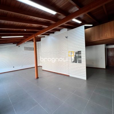 Casa Comercial com 75m², 3 quartos (sendo 1 suíte), 1 garagem, no bairro Jardim Eldorado em Palhoça