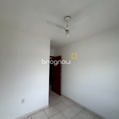 Casa Comercial com 200m², 3 quartos (sendo 1 suíte), 1 garagem, no bairro Jardim Eldorado em Palhoça