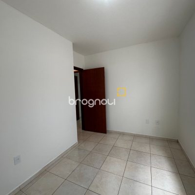 Casa Comercial com 200m², 3 quartos (sendo 1 suíte), 1 garagem, no bairro Jardim Eldorado em Palhoça