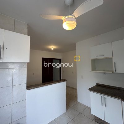 Casa Comercial com 200m², 3 quartos (sendo 1 suíte), 1 garagem, no bairro Jardim Eldorado em Palhoça