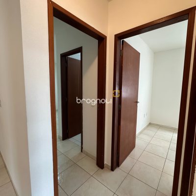 Casa Comercial com 200m², 3 quartos (sendo 1 suíte), 1 garagem, no bairro Jardim Eldorado em Palhoça