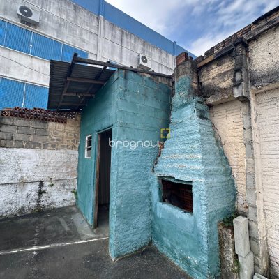 Casa Comercial com 200m², 3 quartos (sendo 1 suíte), 1 garagem, no bairro Jardim Eldorado em Palhoça