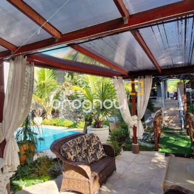 Casa de Condomínio com 400m², 4 quartos (sendo 4 suítes), 2 garagens, no bairro Ingleses do Rio Vermelho em Florianópolis