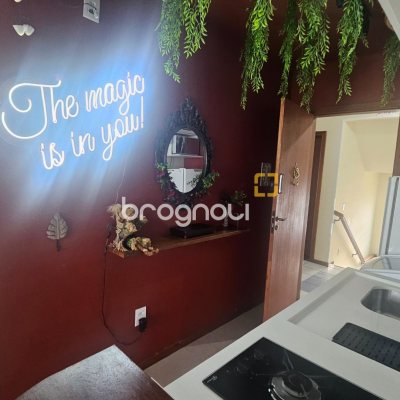 Studio com 27m², 1 quarto, no bairro Canasvieiras em Florianópolis