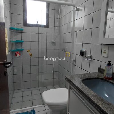 Apartamento com 68m², 2 quartos (sendo 1 suíte), 1 garagem, no bairro Ingleses em Florianópolis