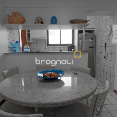 Apartamento com 68m², 2 quartos (sendo 1 suíte), 1 garagem, no bairro Ingleses em Florianópolis