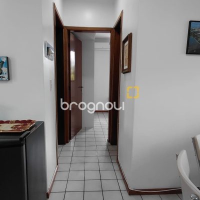 Apartamento com 68m², 2 quartos (sendo 1 suíte), 1 garagem, no bairro Ingleses em Florianópolis