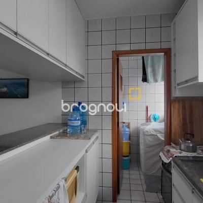Apartamento com 68m², 2 quartos (sendo 1 suíte), 1 garagem, no bairro Ingleses em Florianópolis