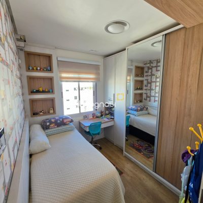 Cobertura com 223m², 5 quartos (sendo 1 suíte), 2 garagens, no bairro Trindade em Florianópolis