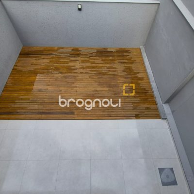 Casa com 145m², 3 quartos (sendo 1 suíte), 2 garagens, no bairro Centro em Florianópolis