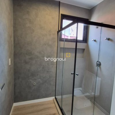 Casa com 145m², 3 quartos (sendo 1 suíte), 2 garagens, no bairro Centro em Florianópolis