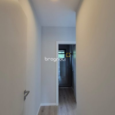 Casa com 145m², 3 quartos (sendo 1 suíte), 2 garagens, no bairro Centro em Florianópolis