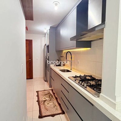 Apartamento com 55m², 2 quartos (sendo 1 suíte), 1 garagem, no bairro Cachoeira do Bom Jesus em Florianópolis