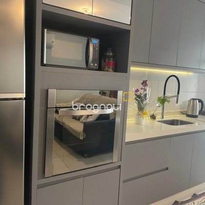 Apartamento com 55m², 2 quartos (sendo 1 suíte), 1 garagem, no bairro Cachoeira do Bom Jesus em Florianópolis