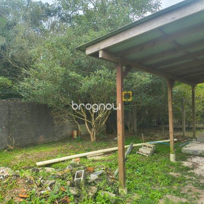 Sítio com 100m², 2 quartos, no bairro Ratones em Florianópolis