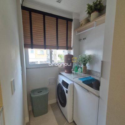 Apartamento com 67m², 2 quartos (sendo 1 suíte), 1 garagem, no bairro Ingleses em Florianópolis
