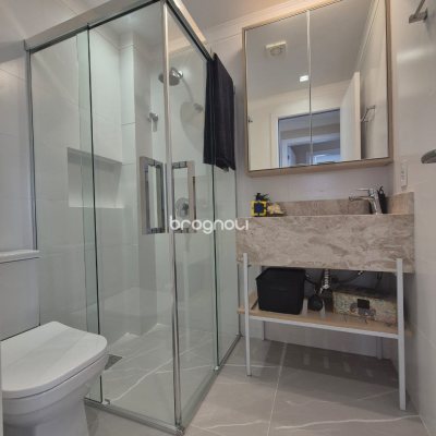 Apartamento com 67m², 2 quartos (sendo 1 suíte), 1 garagem, no bairro Ingleses em Florianópolis