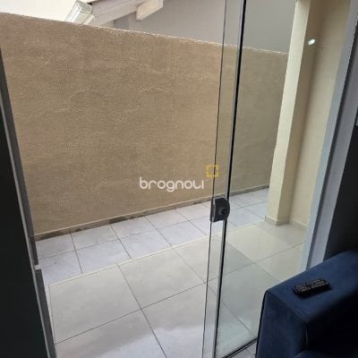 Apartamento com 80m², 2 quartos, 1 garagem, no bairro Ingleses em Florianópolis