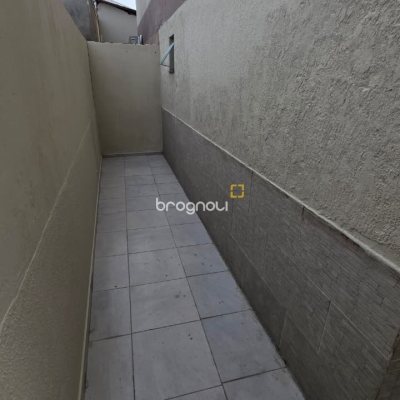 Apartamento com 80m², 2 quartos, 1 garagem, no bairro Ingleses em Florianópolis