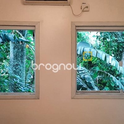 Casa com 257m², 4 quartos (sendo 1 suíte), 4 garagens, no bairro Rio Tavares em Florianópolis