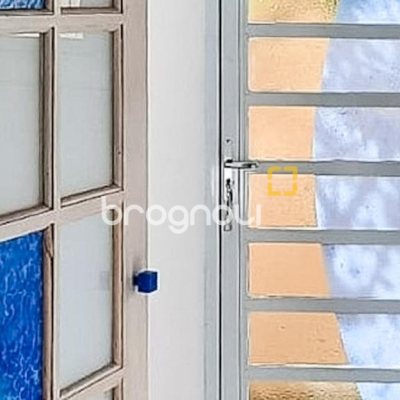 Casa com 257m², 4 quartos (sendo 1 suíte), 4 garagens, no bairro Rio Tavares em Florianópolis