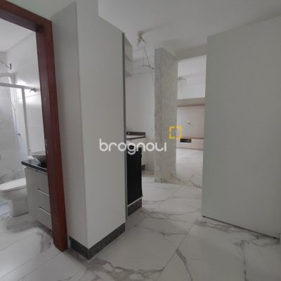 Apartamento com 60m², 2 quartos (sendo 1 suíte), 1 garagem, no bairro Ingleses em Florianópolis