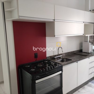 Apartamento com 60m², 2 quartos (sendo 1 suíte), 1 garagem, no bairro Ingleses em Florianópolis