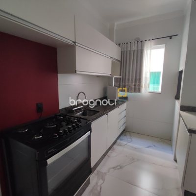 Apartamento com 60m², 2 quartos (sendo 1 suíte), 1 garagem, no bairro Ingleses em Florianópolis