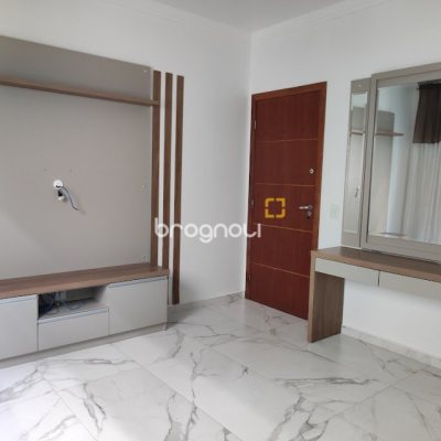 Apartamento com 60m², 2 quartos (sendo 1 suíte), 1 garagem, no bairro Ingleses em Florianópolis