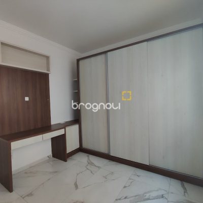 Apartamento com 60m², 2 quartos (sendo 1 suíte), 1 garagem, no bairro Ingleses em Florianópolis