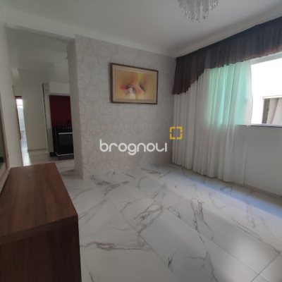 Apartamento com 60m², 2 quartos (sendo 1 suíte), 1 garagem, no bairro Ingleses em Florianópolis