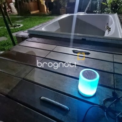 Pousada / Hotel com 160m², 9 quartos, 6 garagens, no bairro Ingleses em Florianópolis