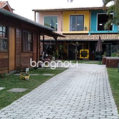 Pousada / Hotel com 160m², 9 quartos, 6 garagens, no bairro Ingleses em Florianópolis
