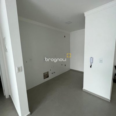 Apartamento com 47m², 1 quarto, 1 garagem, no bairro Ingleses em Florianópolis