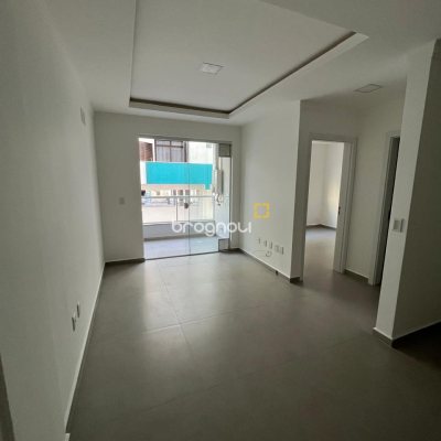 Apartamento com 47m², 1 quarto, 1 garagem, no bairro Ingleses em Florianópolis
