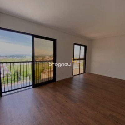 Casa com 119m², 2 quartos (sendo 1 suíte), 2 garagens, no bairro Vendaval em Biguaçu
