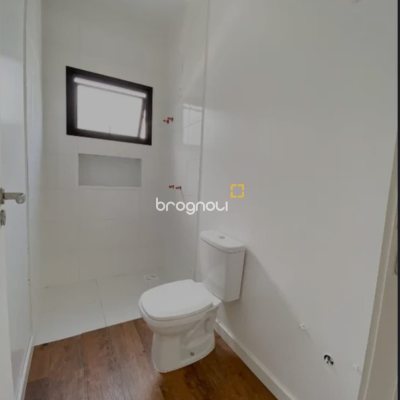 Casa com 119m², 2 quartos (sendo 1 suíte), 2 garagens, no bairro Vendaval em Biguaçu