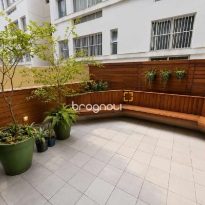Apartamento com 31m², 1 quarto, 1 garagem, no bairro Centro em Florianópolis